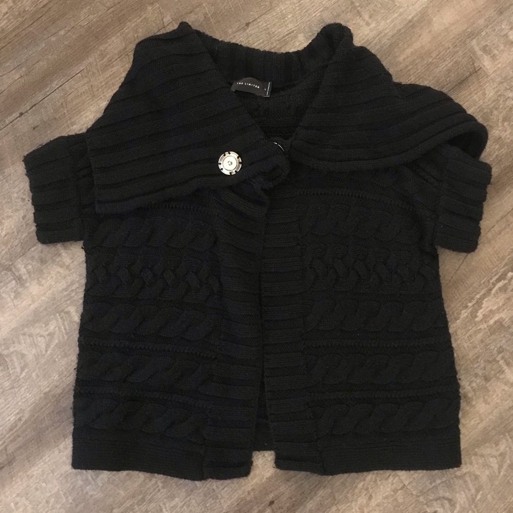 Black short sleeve cardigan